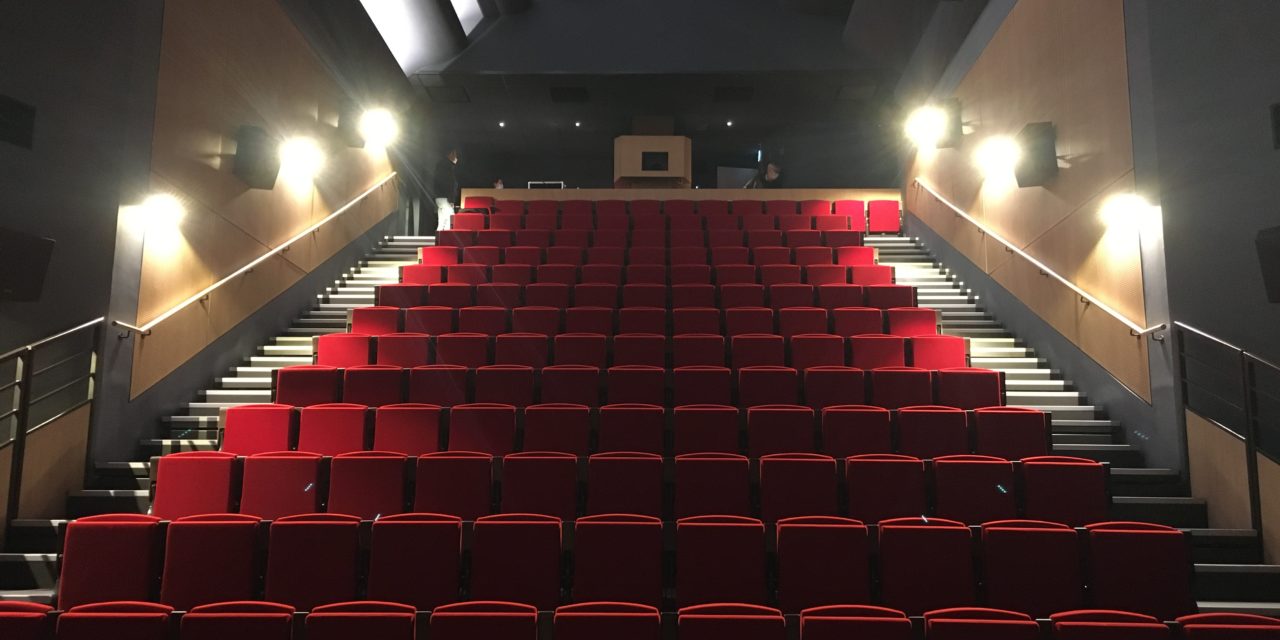 Domfront en Poiraie : du cinéma itinérant à l’ouverture d’une salle fixe