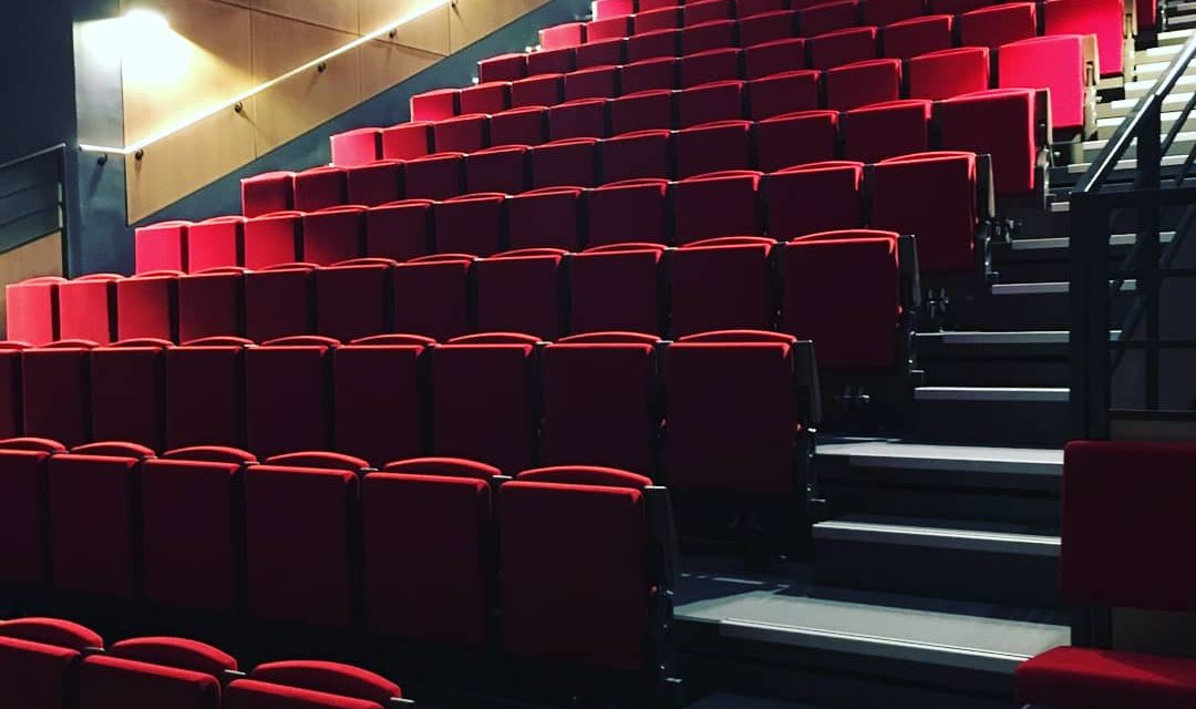 Domfront en Poiraie : du cinéma itinérant à l’ouverture d’une salle fixe
